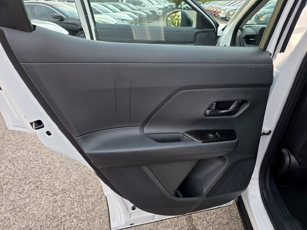 New 2027 Nissan Kicks S FWD image 35