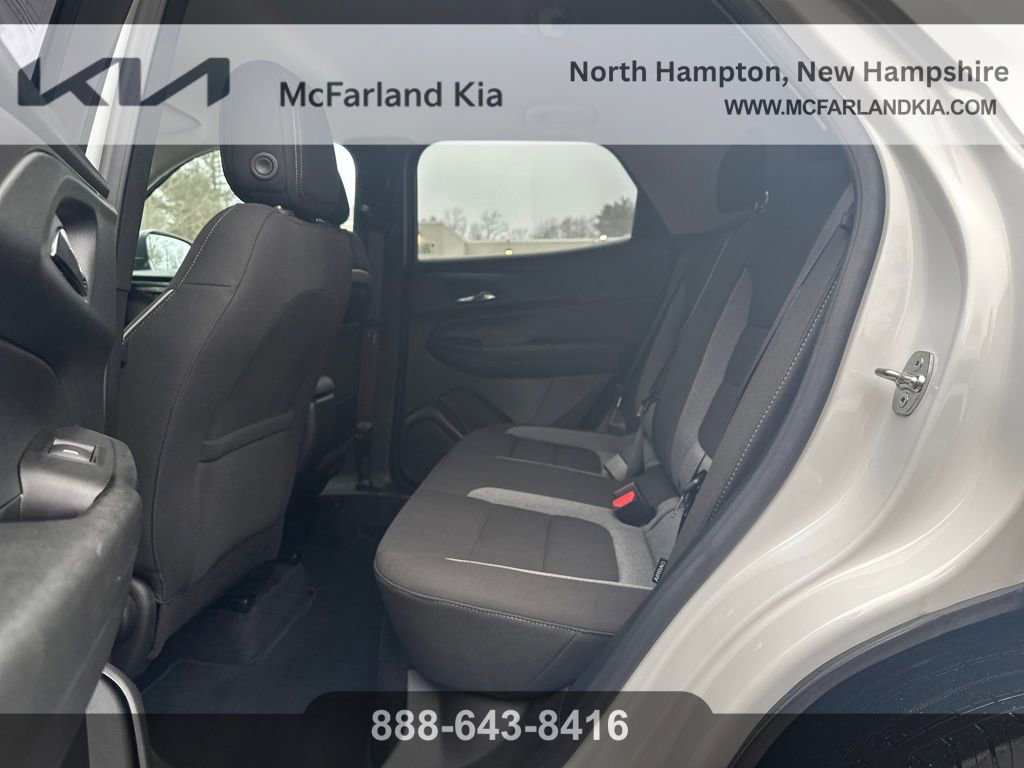 Used 2024 Chevrolet TrailBlazer LS w/ LS Convenience Package image 29