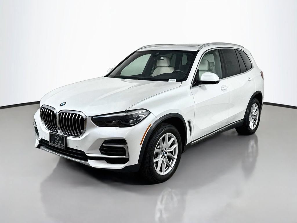 Used 2022 BMW X5 xDrive40i w/ Premium Package