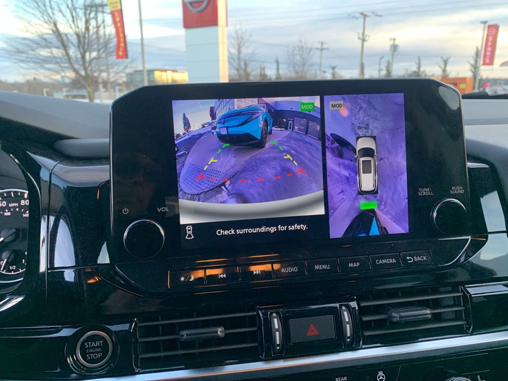 Used 2023 Nissan Pathfinder SL image 15