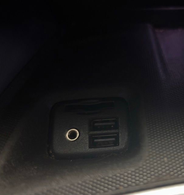 Used 2020 Buick Enclave Essence image 34