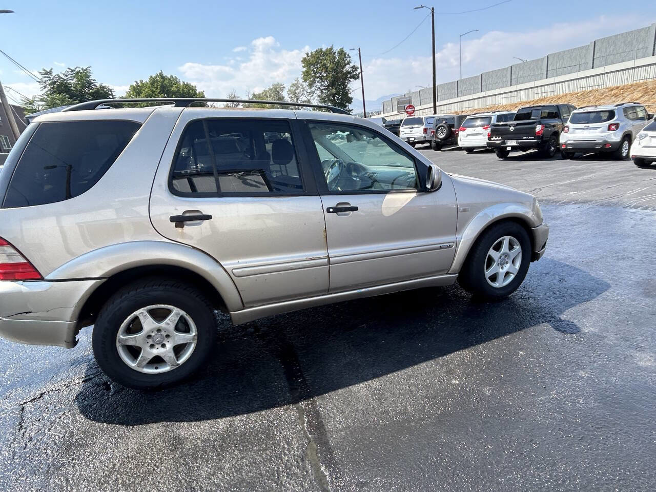 Used 2001 Mercedes-Benz ML 430 4MATIC image 12