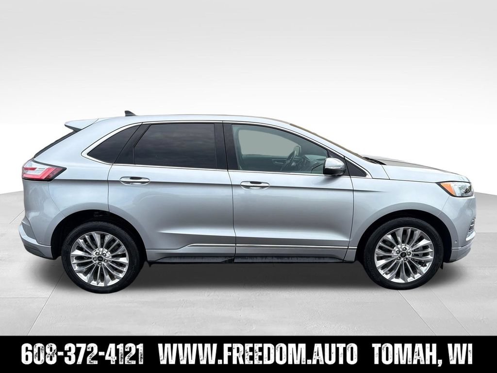 Used 2022 Ford Edge Titanium w/ Equipment Group 301A AWD/4WD image 6