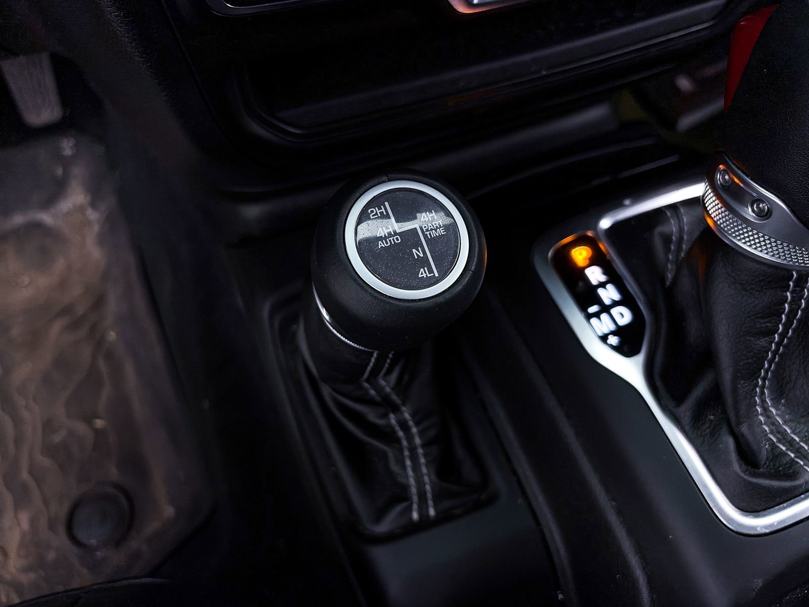 Used 2022 Jeep Wrangler Unlimited Sahara w/ Cold Weather Group image 24