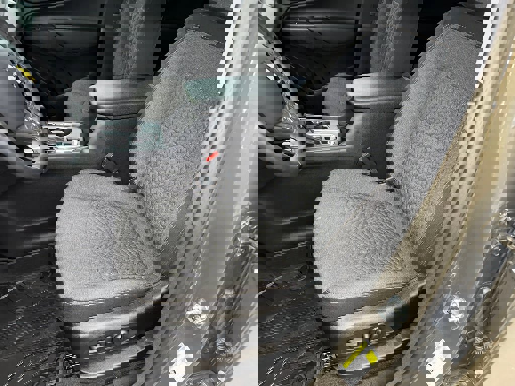 Certified 2024 Chevrolet Equinox LT w/ LPO, Floor Liner Package image 2