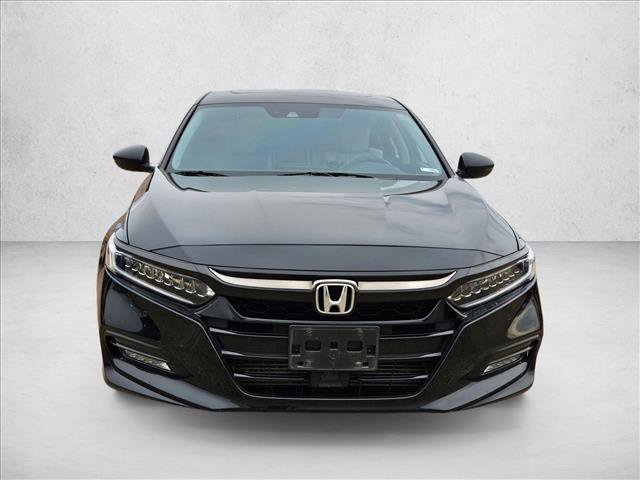 Used 2018 Honda Accord Touring video 2