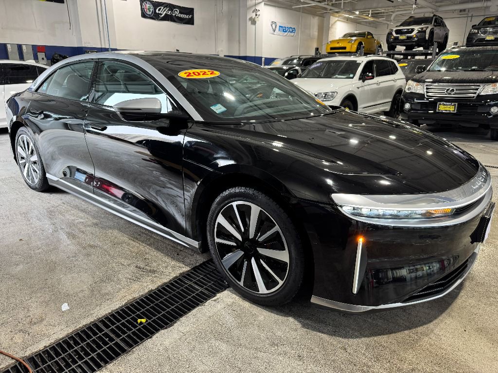 Used 2022 Lucid Air Grand Touring image 3