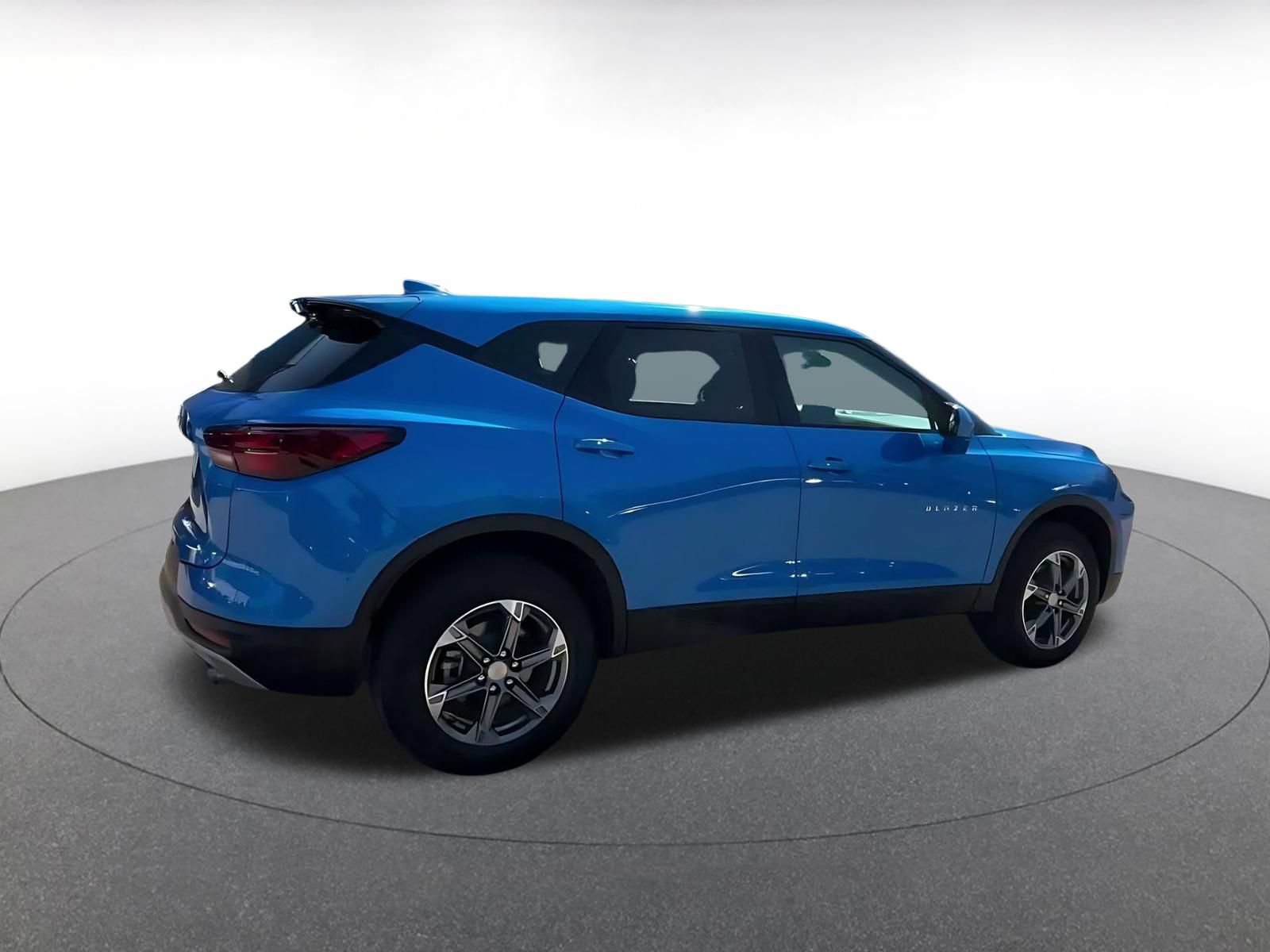 Used 2026 Chevrolet Blazer LT FWD image 14