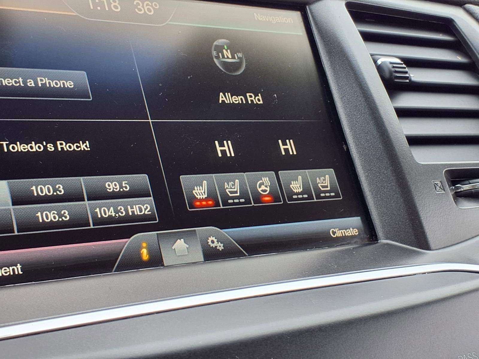 Used 2015 Lincoln MKS AWD w/ Equipment Group 101A image 5