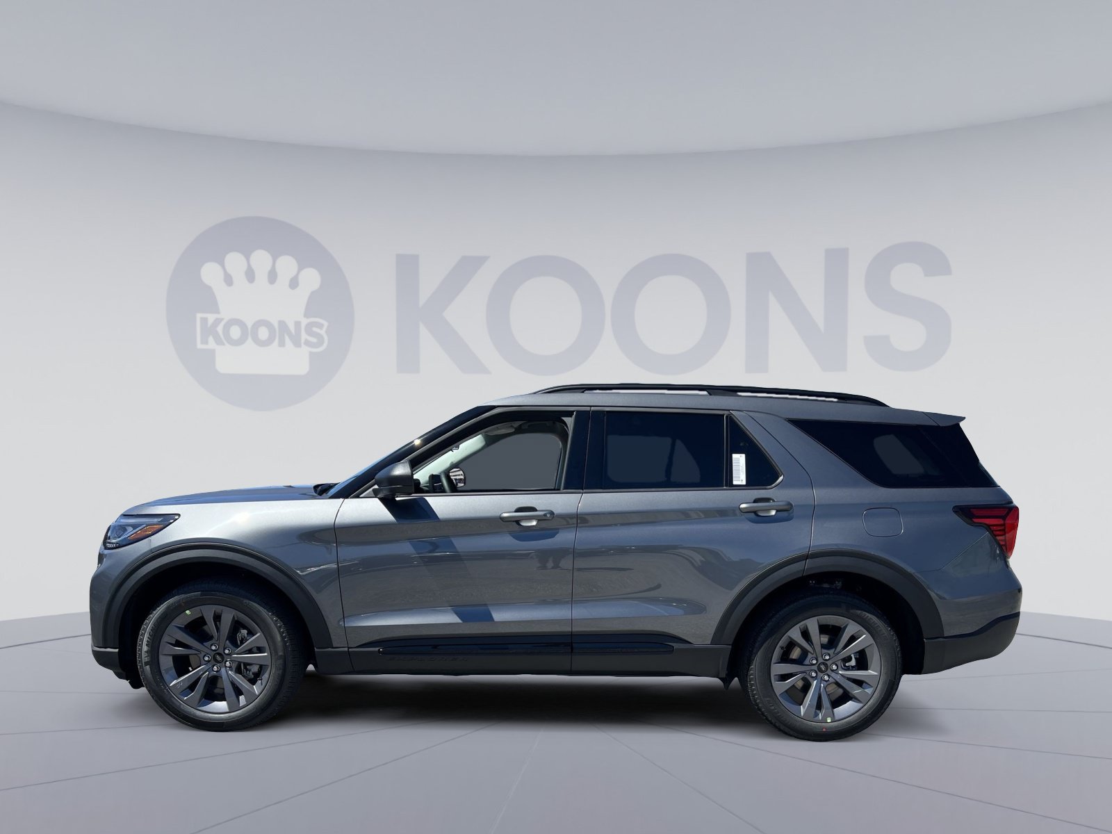 New 2026 Ford Explorer Active w/ Active Comfort Package AWD/4WD image 2