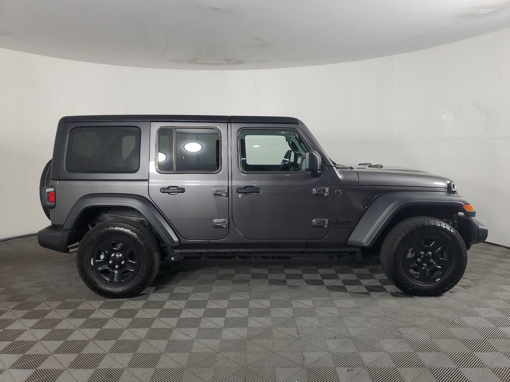 Used 2026 Jeep Wrangler Unlimited Sport AWD/4WD image 3