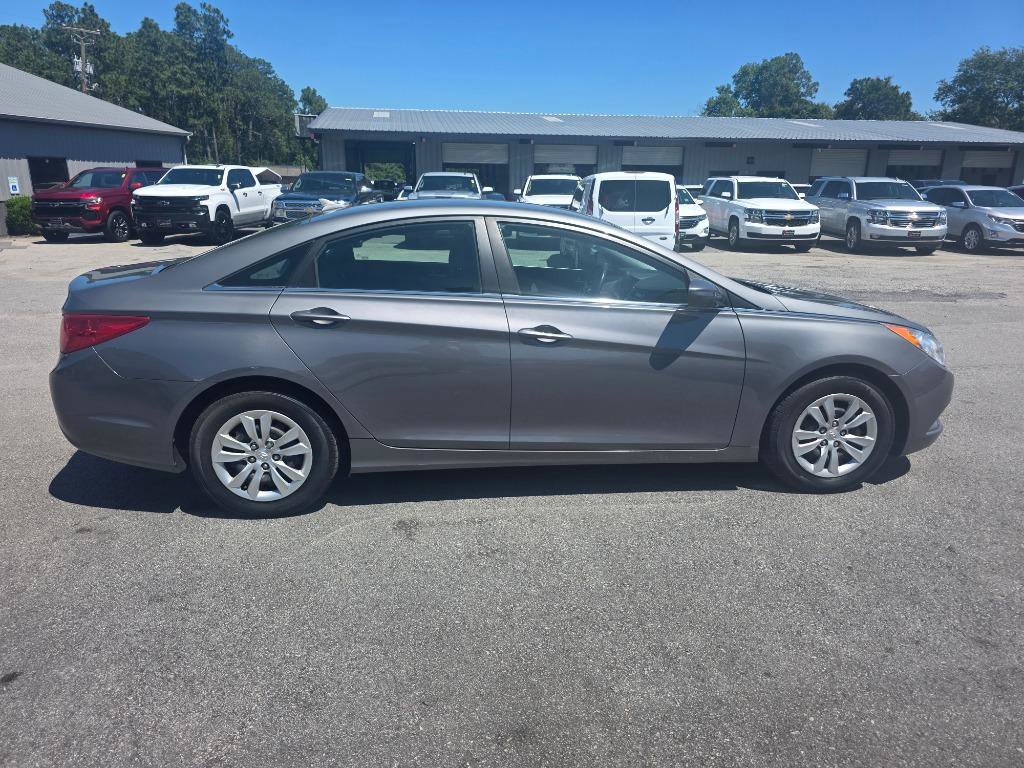 Used 2011 Hyundai Sonata GLS FWD image 4