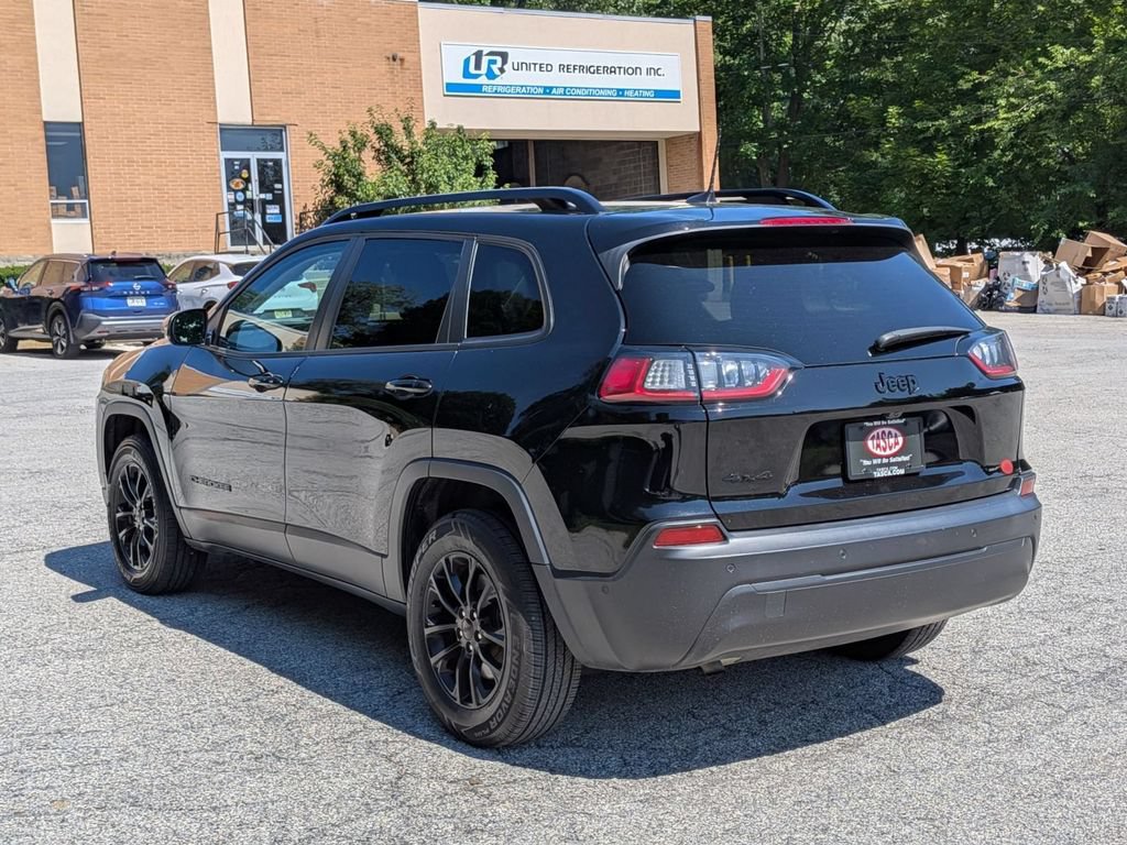 Used 2023 Jeep Cherokee Altitude Lux AWD/4WD image 8