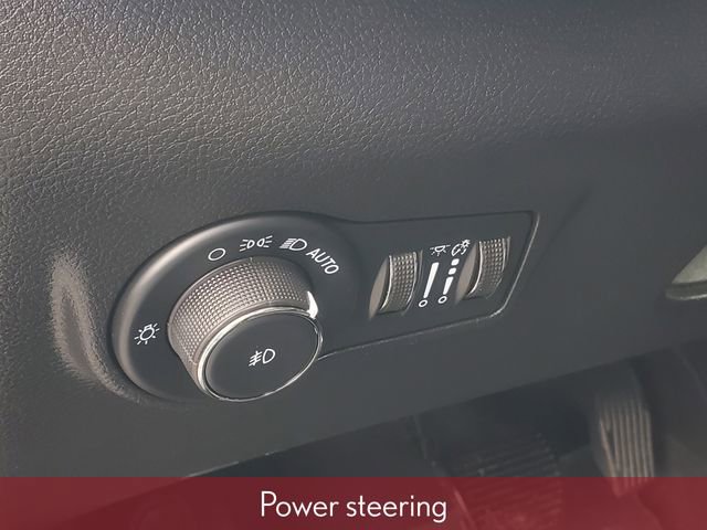 Used 2023 Jeep Compass Limited image 17