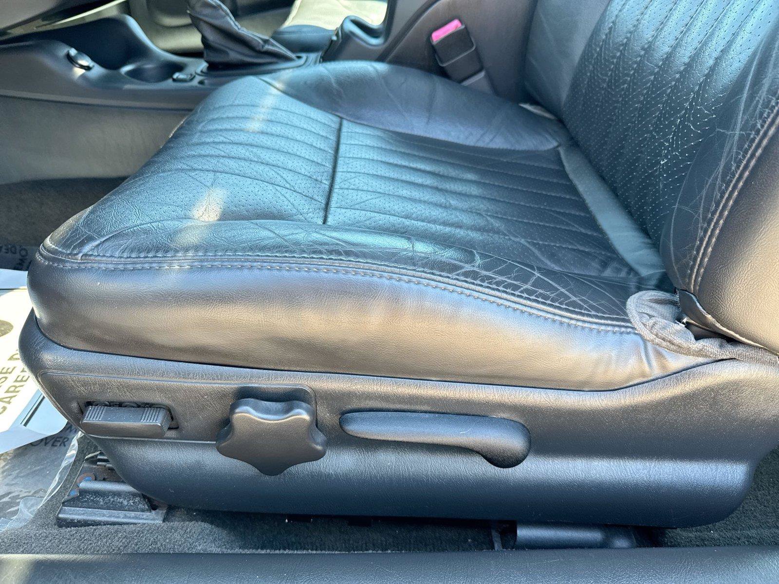 Used 2004 Chevrolet Monte Carlo SS w/ Preferred Equipment Group FWD image 4