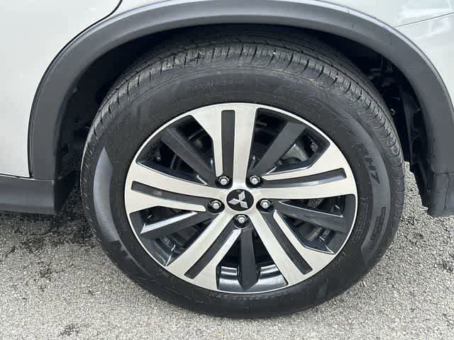 Used 2025 Mitsubishi Outlander Sport SE AWD/4WD image 5