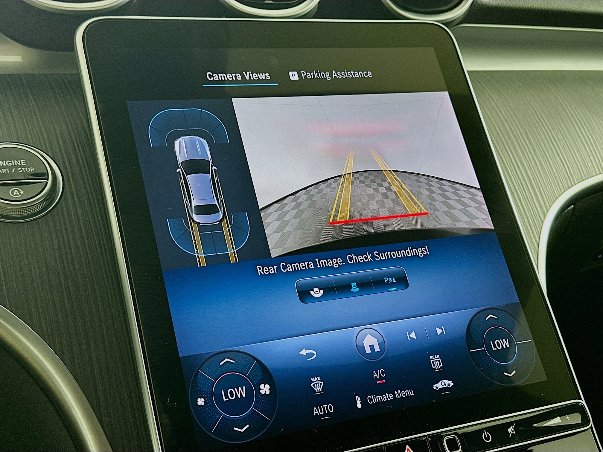 Used 2025 Mercedes-Benz C 300 4MATIC Sedan image 22