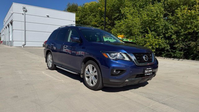 Used 2018 Nissan Pathfinder SL w/ SL Premium Package