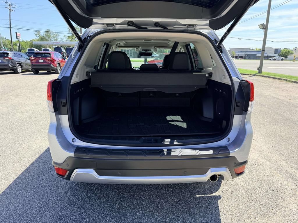 Used 2020 Subaru Forester Touring AWD/4WD image 15