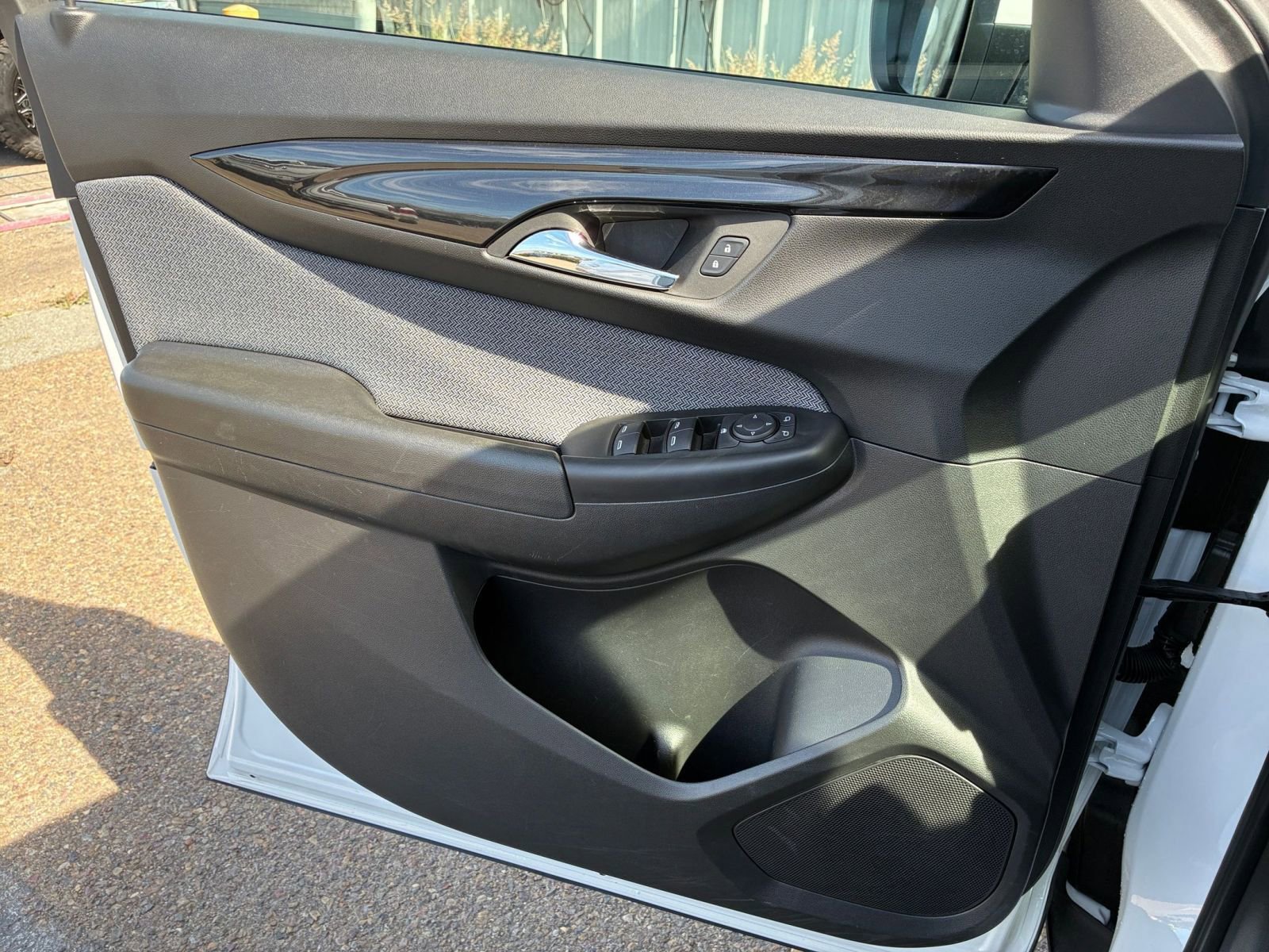 Used 2025 Chevrolet TrailBlazer LT image 18