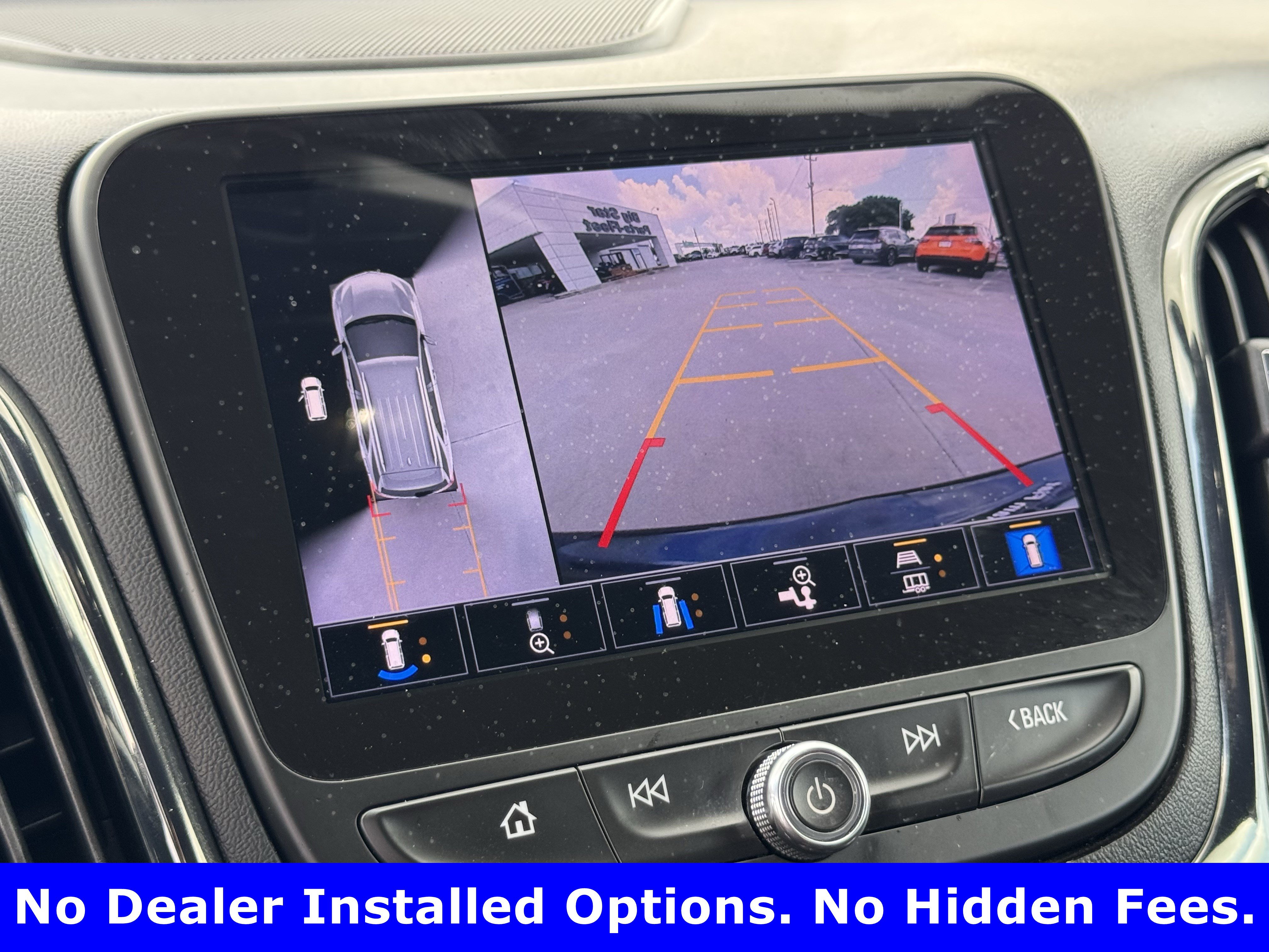 Used 2022 Chevrolet Equinox RS w/ RS Leather Package FWD image 18