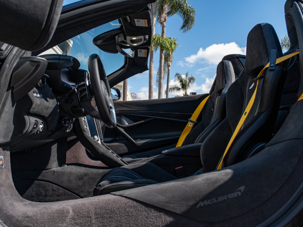 New 2026 McLaren 750S Spider RWD image 30