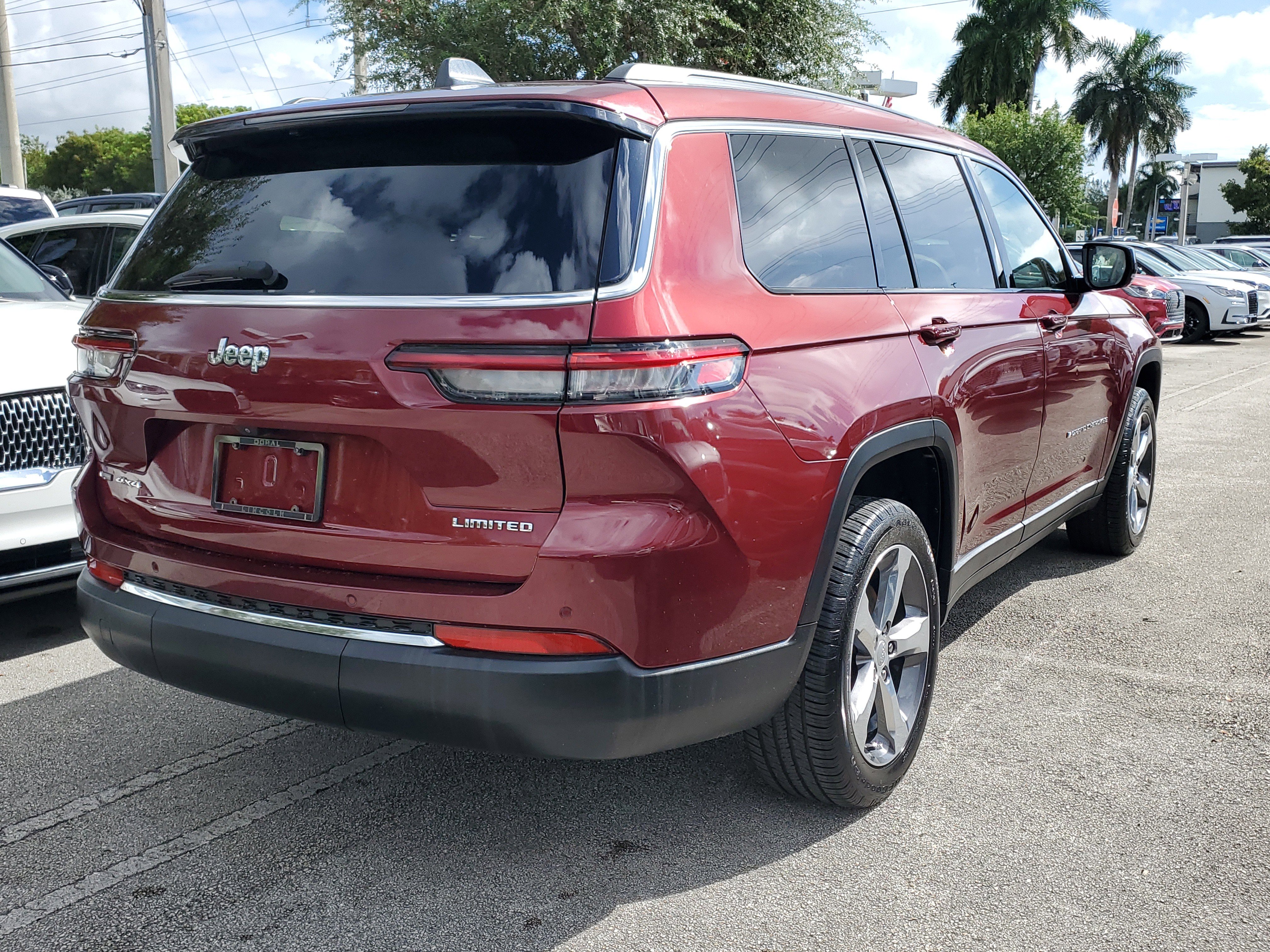 Used 2022 Jeep Grand Cherokee L Limited image 6