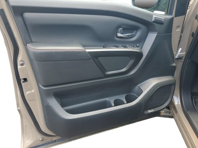 Used 2023 Nissan Titan PRO-4X w/ Pro-4x Convenience Package AWD/4WD image 8