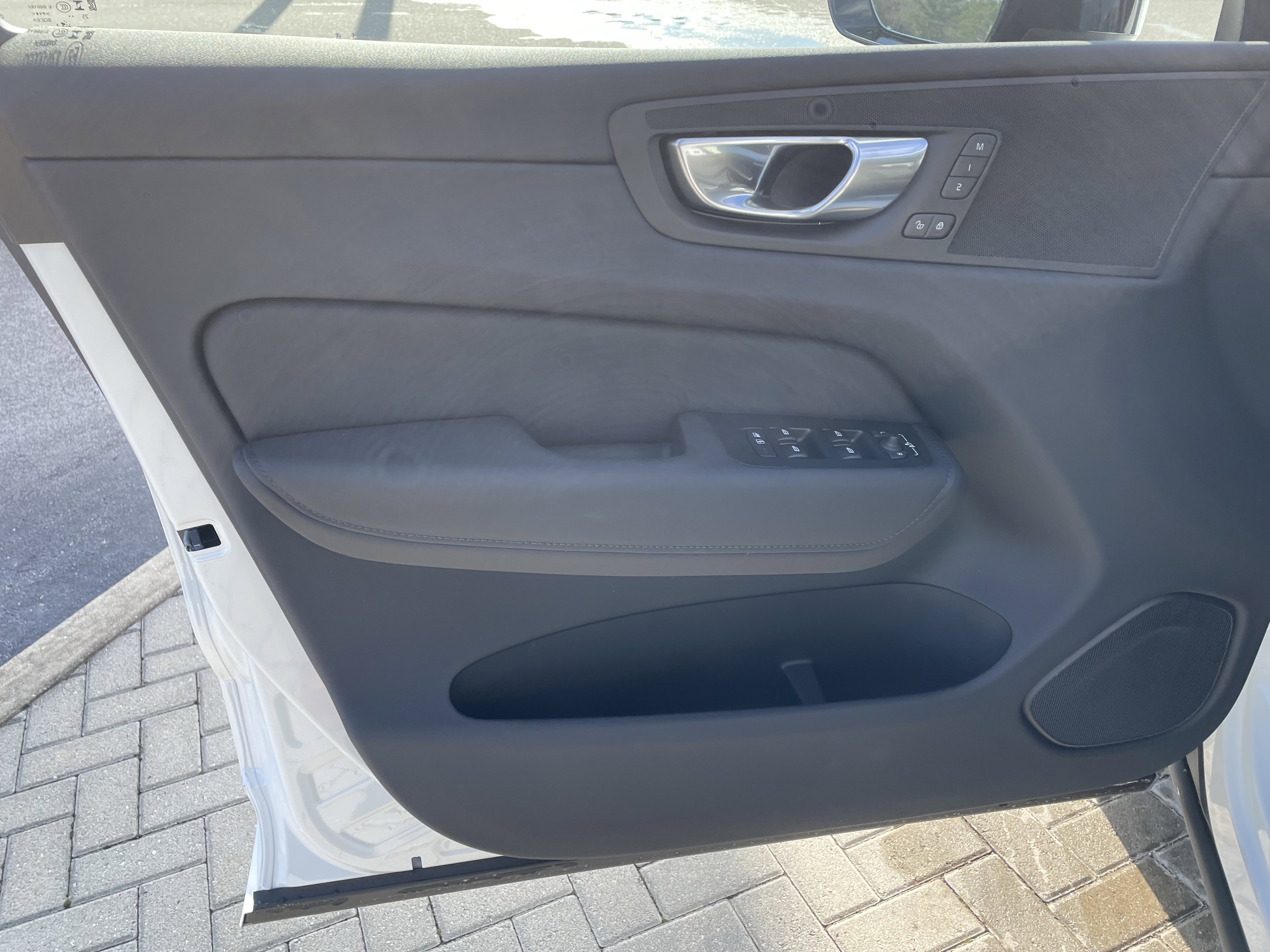 New 2026 Volvo XC60 B5 Plus w/ Protection Package Premier image 14