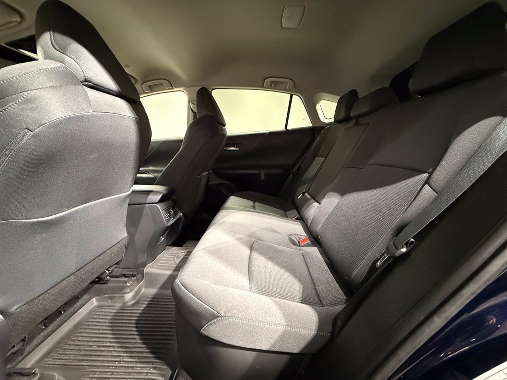 Certified 2023 Toyota Venza LE AWD/4WD image 18