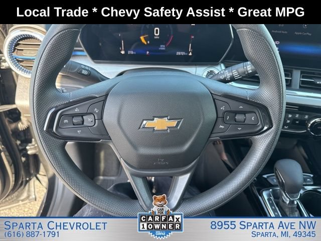 Used 2024 Chevrolet Trax LT FWD image 15