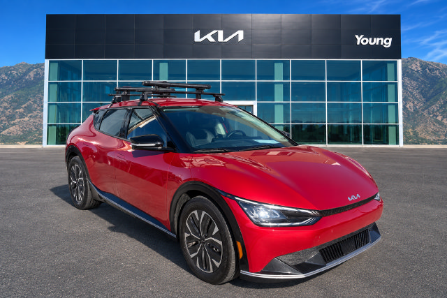 Used 2022 Kia EV6 Wind AWD/4WD image 1
