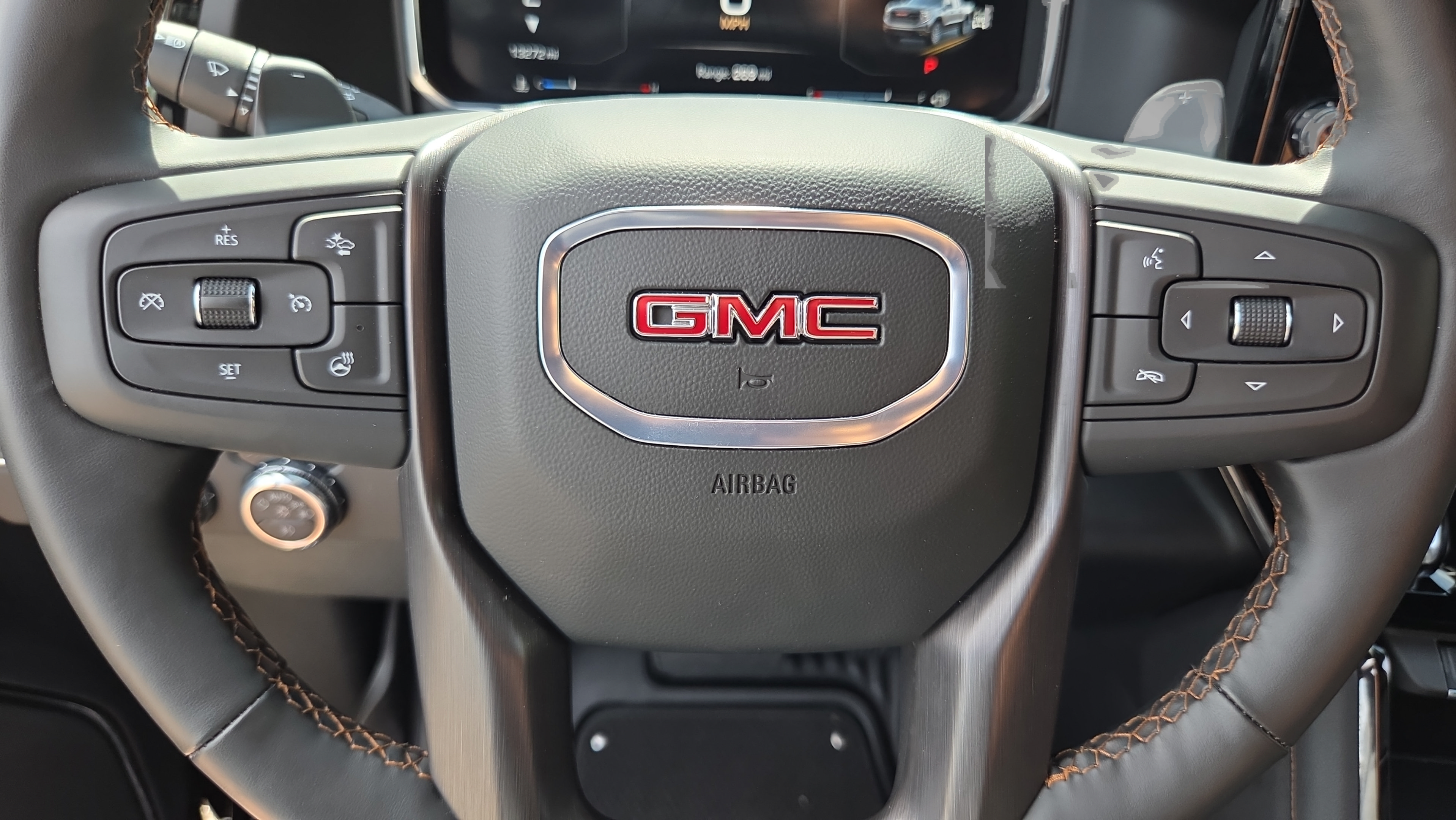 Certified 2026 GMC Sierra 1500 AT4 w/ AT4 Premium Package AWD/4WD image 30
