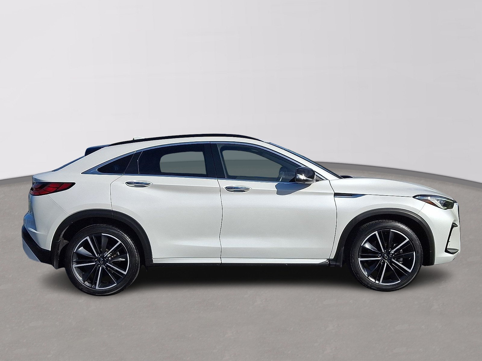 Used 2023 INFINITI QX55 Essential AWD/4WD image 7