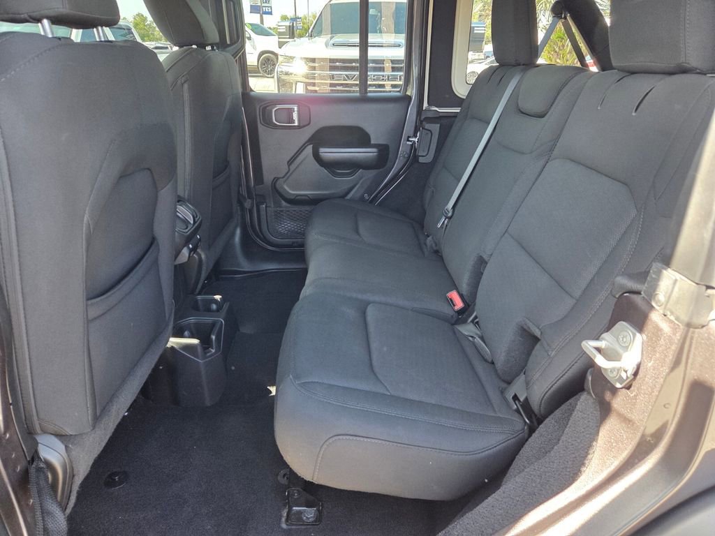 Used 2020 Jeep Wrangler Unlimited Sport S AWD/4WD image 8