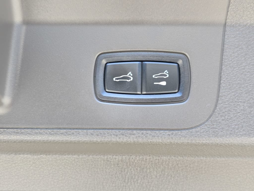Used 2023 Porsche Panamera Platinum Edition RWD image 16