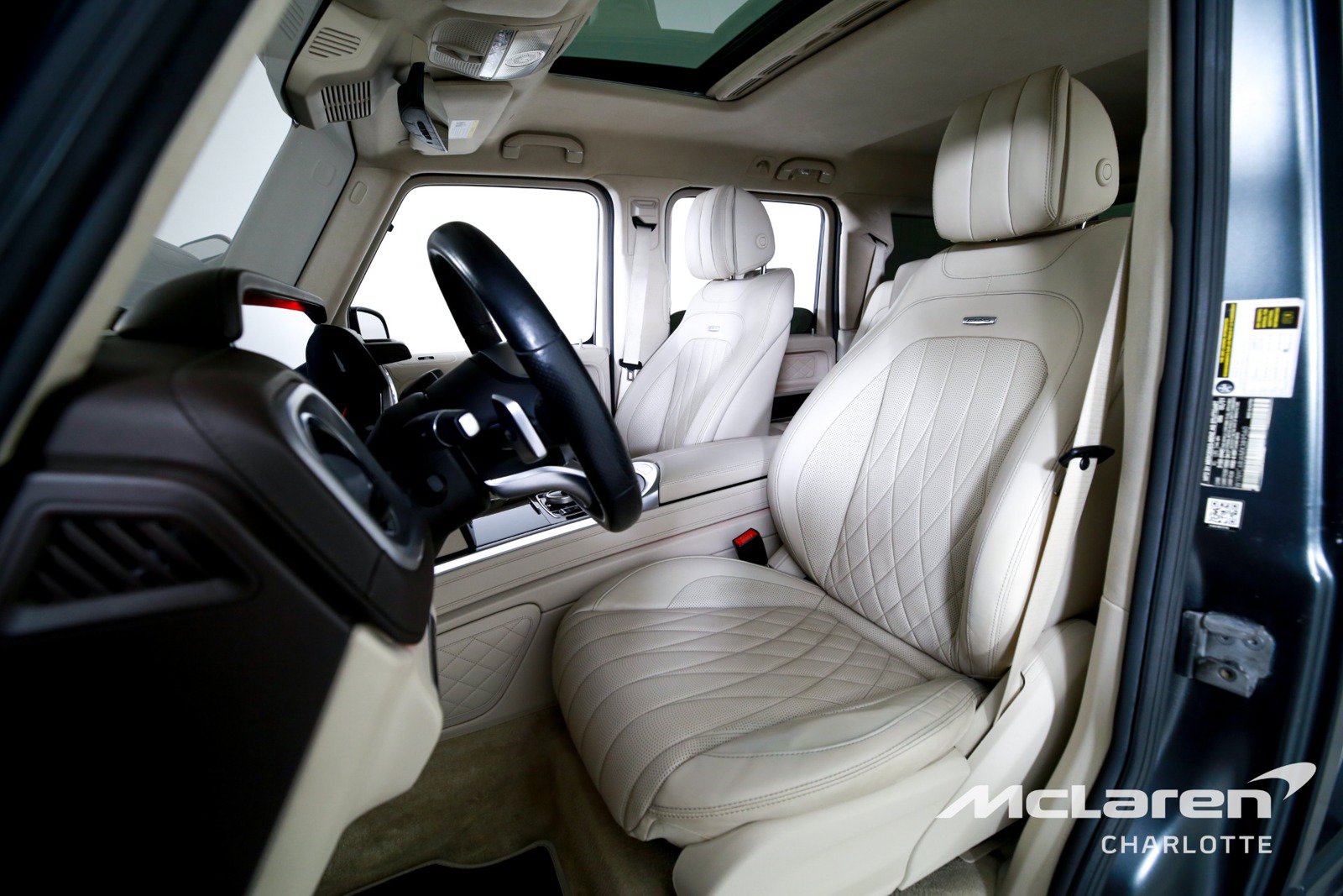 Used 2021 Mercedes-Benz G 550 w/ AMG Line image 11