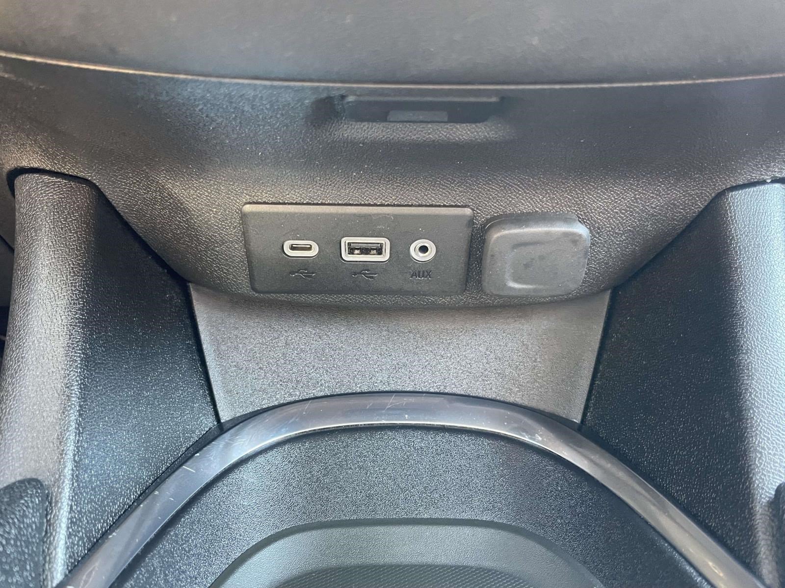 Used 2025 Chevrolet Malibu LT FWD image 28