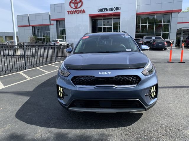 Used 2022 Kia Niro Touring Special Edition FWD image 3