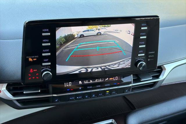 Certified 2023 Toyota Sienna XLE FWD image 21