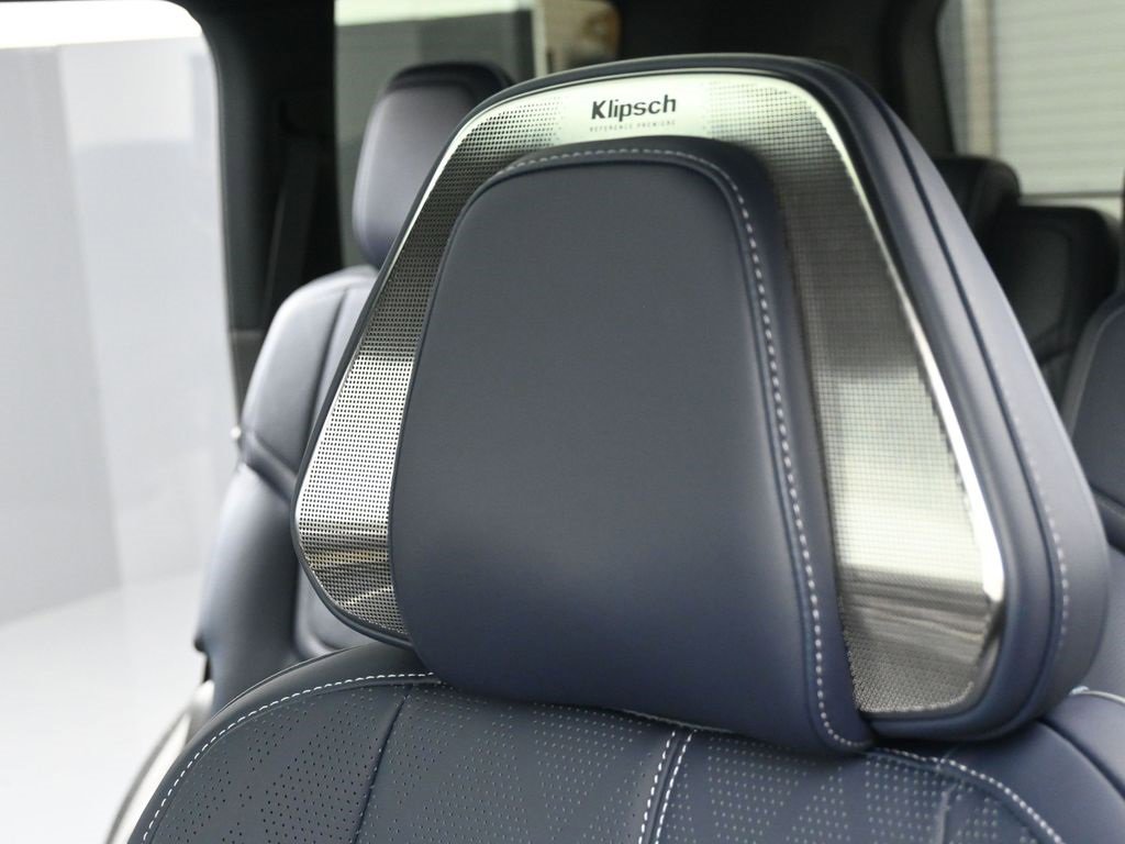 New 2026 INFINITI QX80 4WD image 19