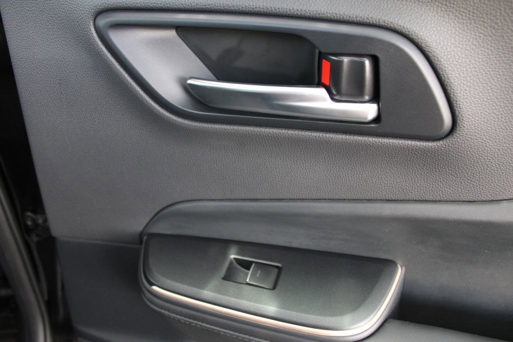 Certified 2023 Toyota Crown XLE image 55