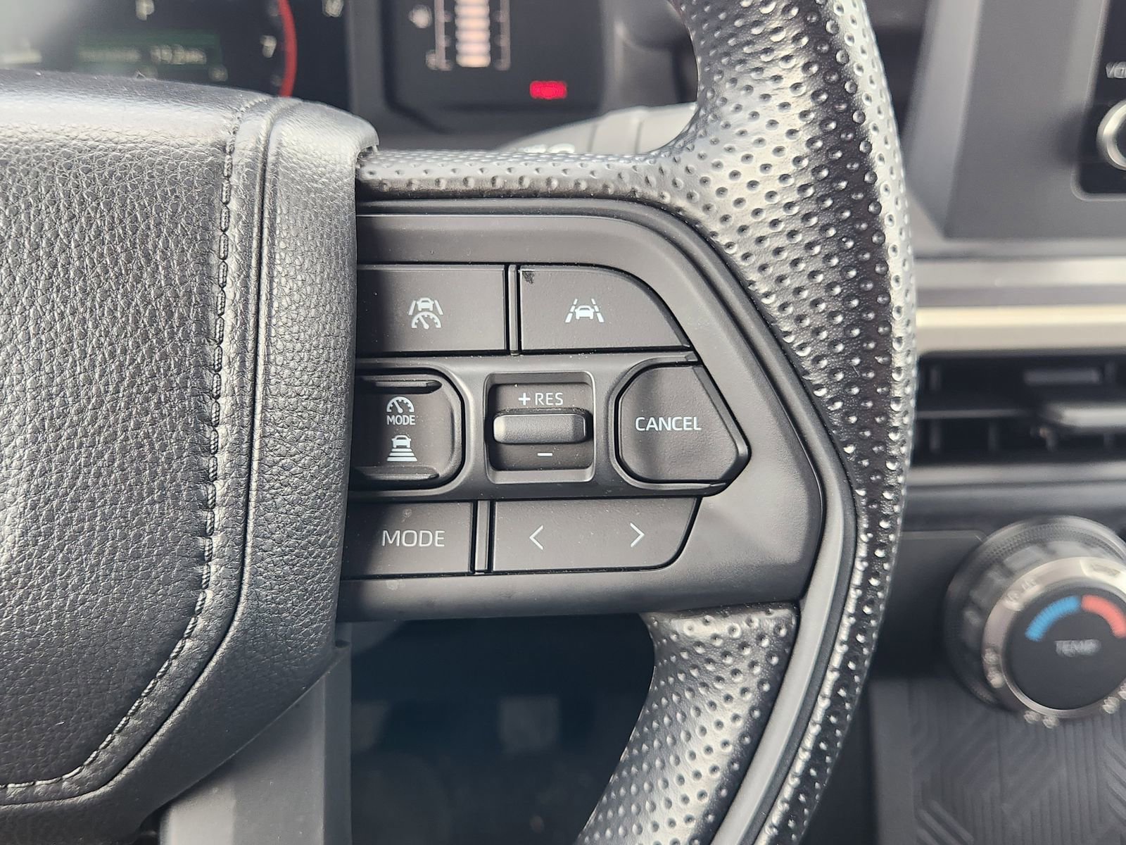 Used 2025 Toyota Tacoma SR5 image 33