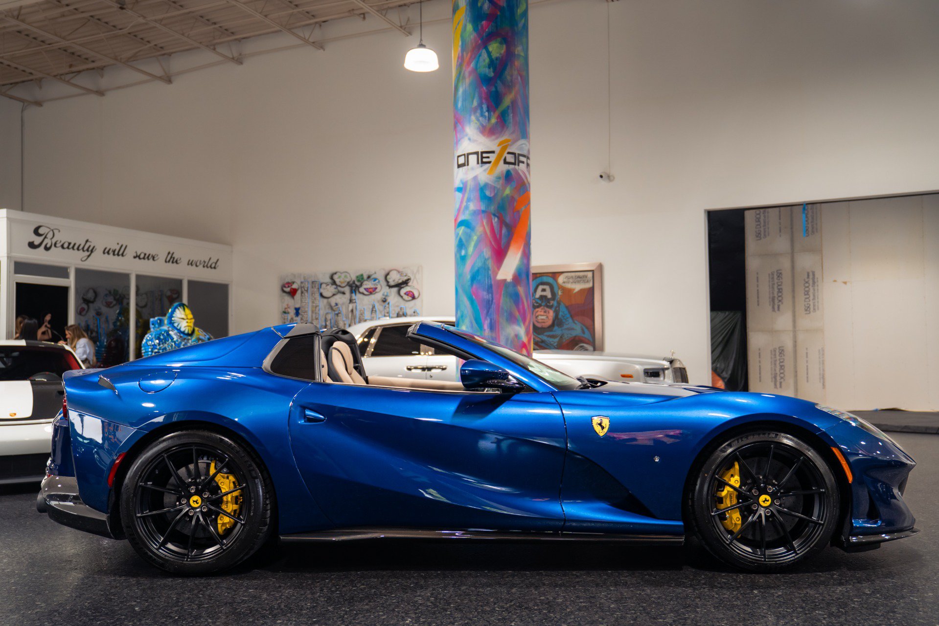 Used 2021 Ferrari 812 GTS RWD image 13