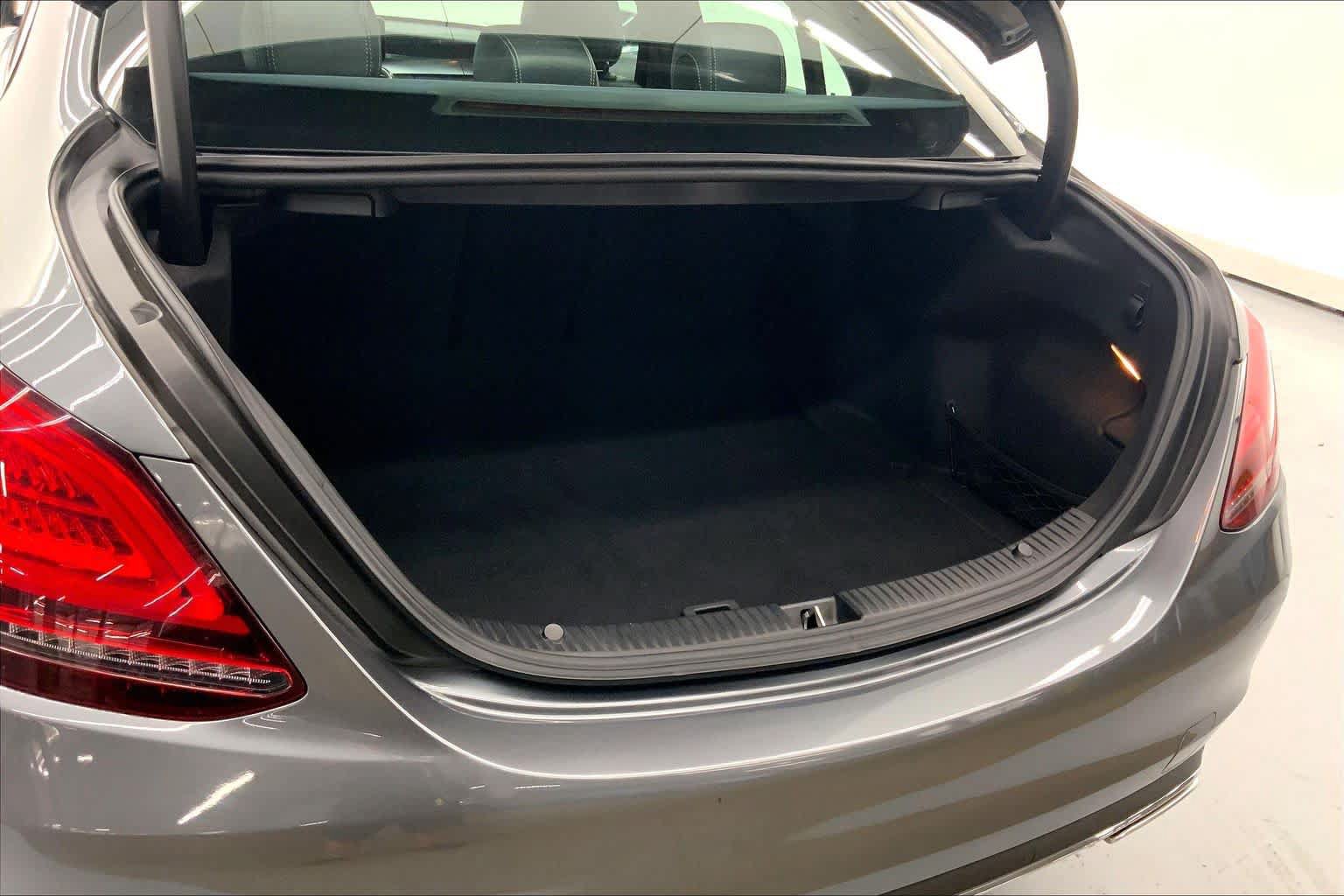 Used 2019 Mercedes-Benz C 300 Sedan image 15