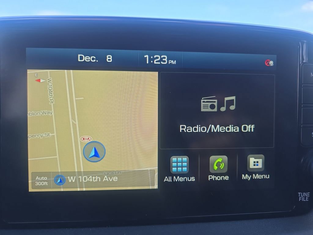 Used 2020 Hyundai Santa Fe Limited image 18