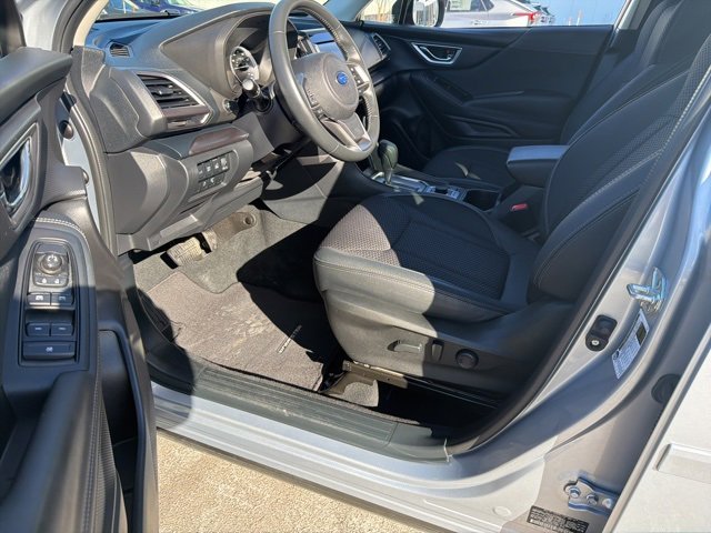 Used 2023 Subaru Forester Premium image 20