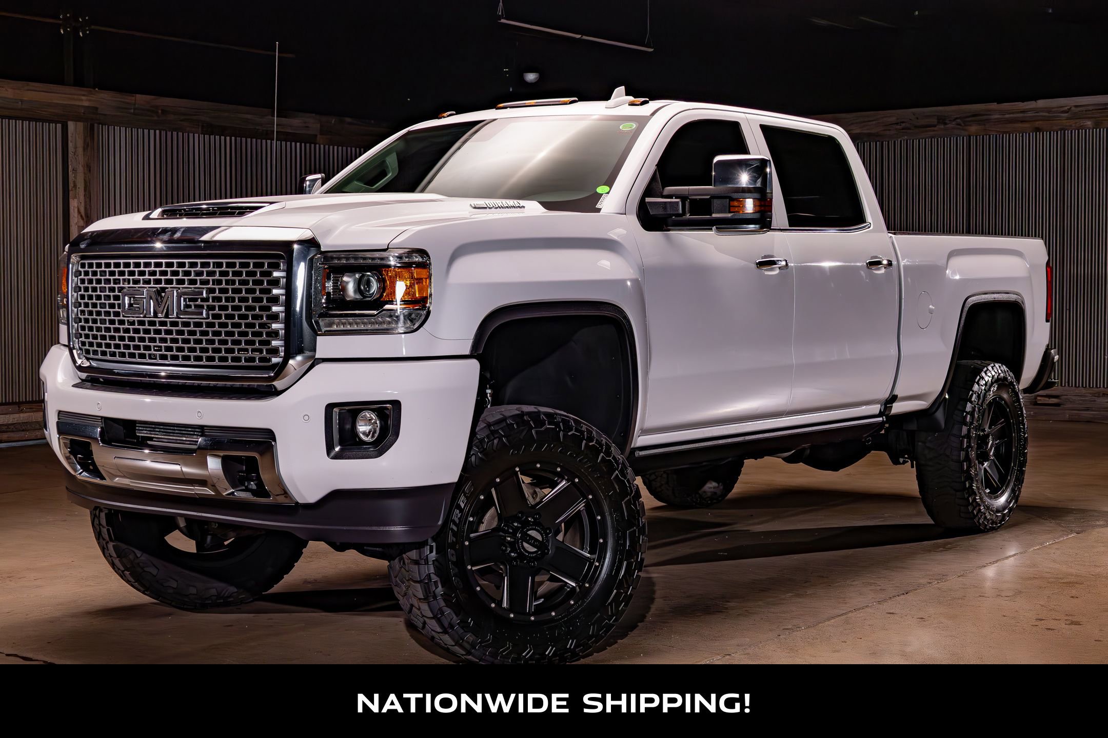 Used 2017 GMC Sierra 2500 Denali w/ Duramax Plus Package AWD/4WD image 4