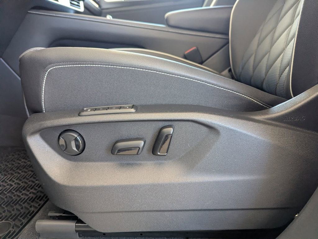 New 2026 Volkswagen Atlas Cross Sport SEL Premium R-Line image 13