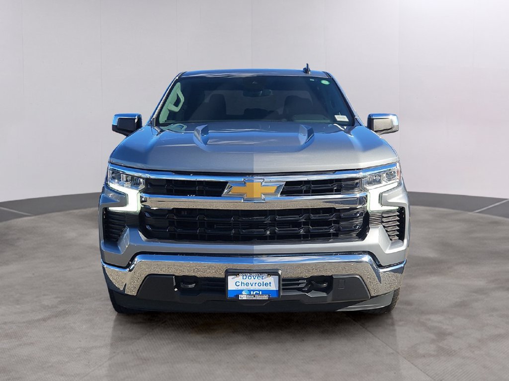 Used 2023 Chevrolet Silverado 1500 LT AWD/4WD image 2